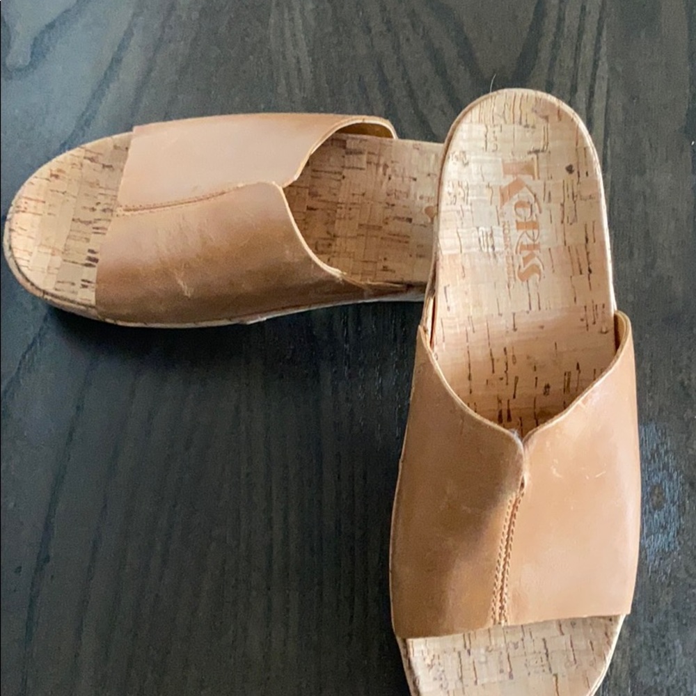 Kork Kork-ease sandals gently used! Runs narrow.
